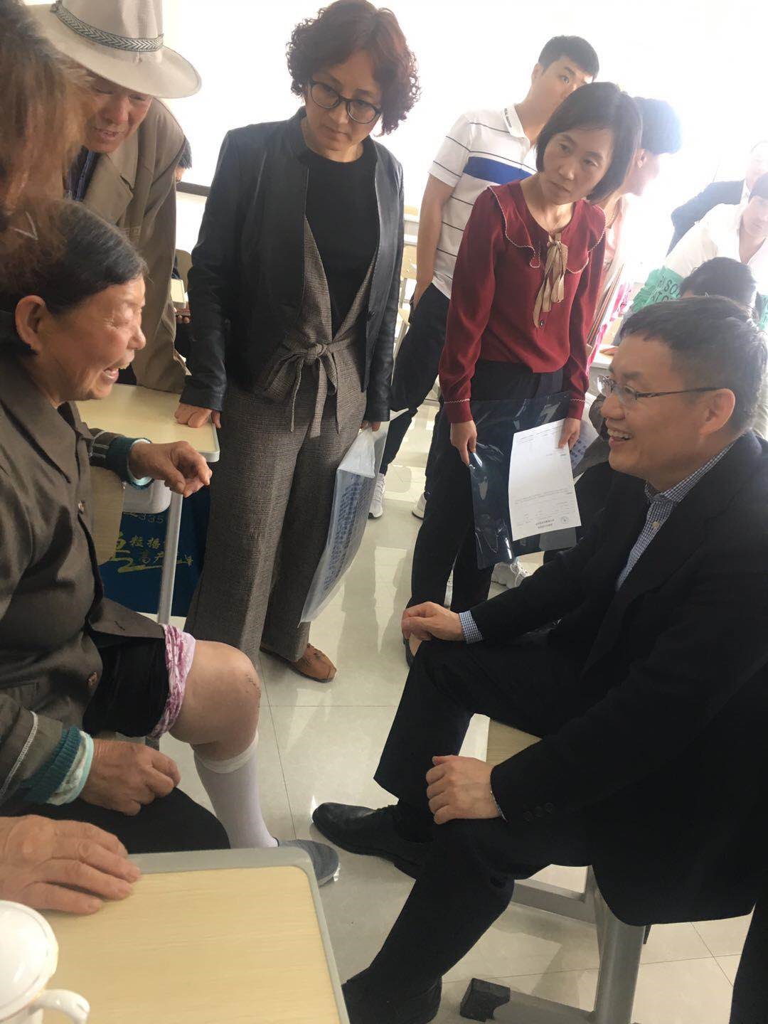 山东省老科协、山东省医学会在菏泽举办健康讲座及义诊活动