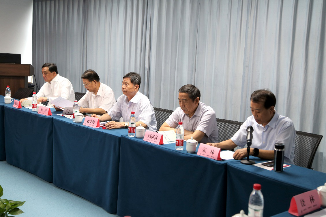 省医学会召开党建工作小组暨会长办公会