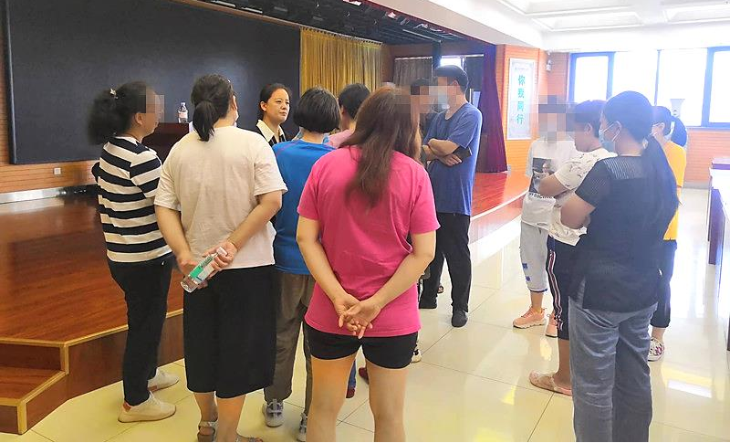 我的未来谁做主青少年的心理发展—— 第370期山东科学大讲堂成功举办