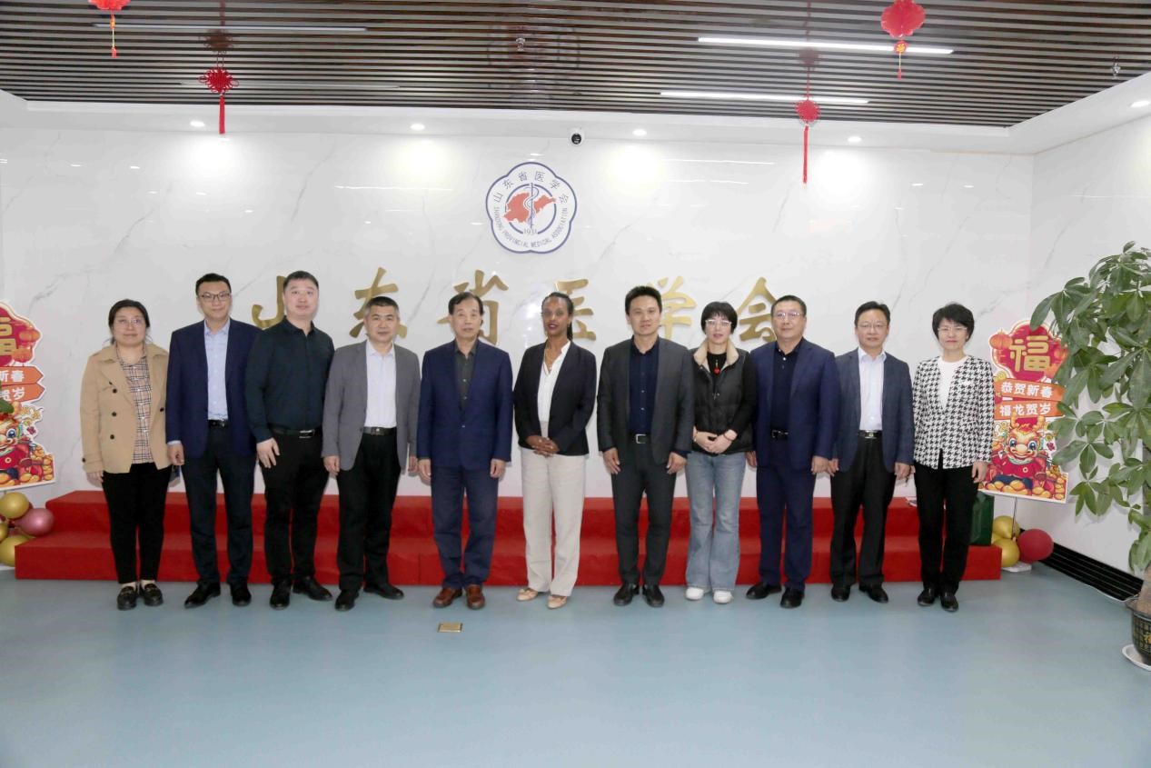 以色列驻华使馆商务参赞柯霭晴女士一行来山东省医学会参访交流