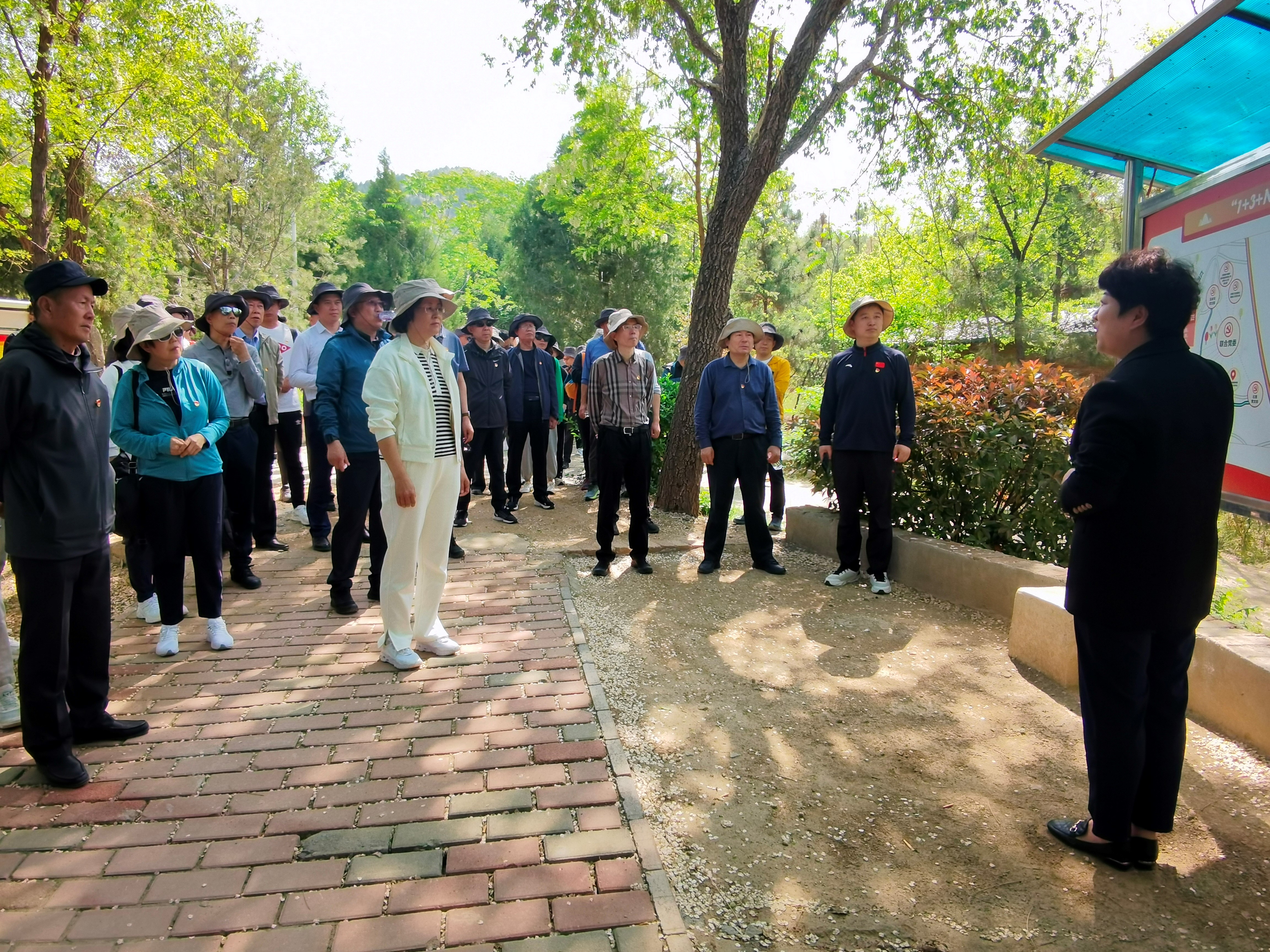 山东省医学会举办2024春季主题团建活动