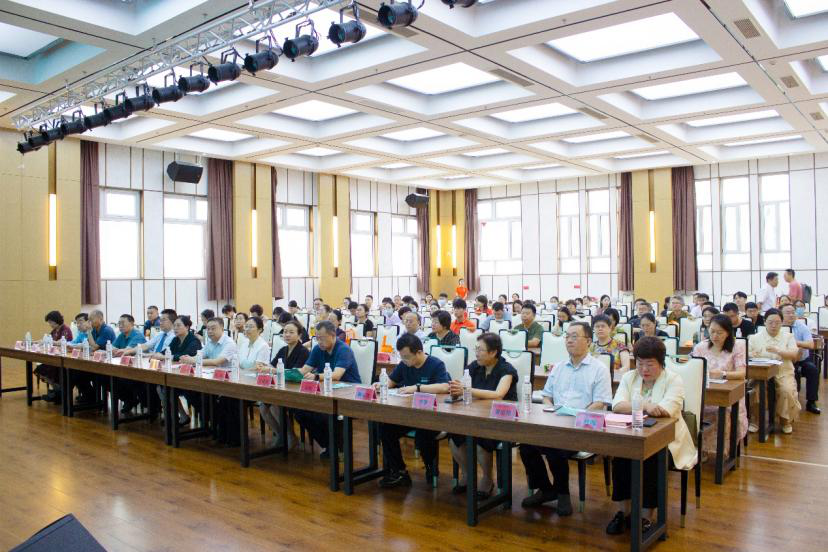 山东省医学会第二次老年综合评估多学科学术会议在青岛举办
